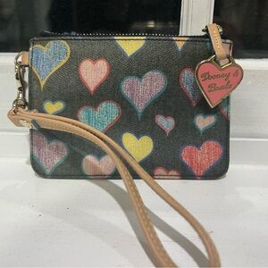 Heart Pattern Wristlet